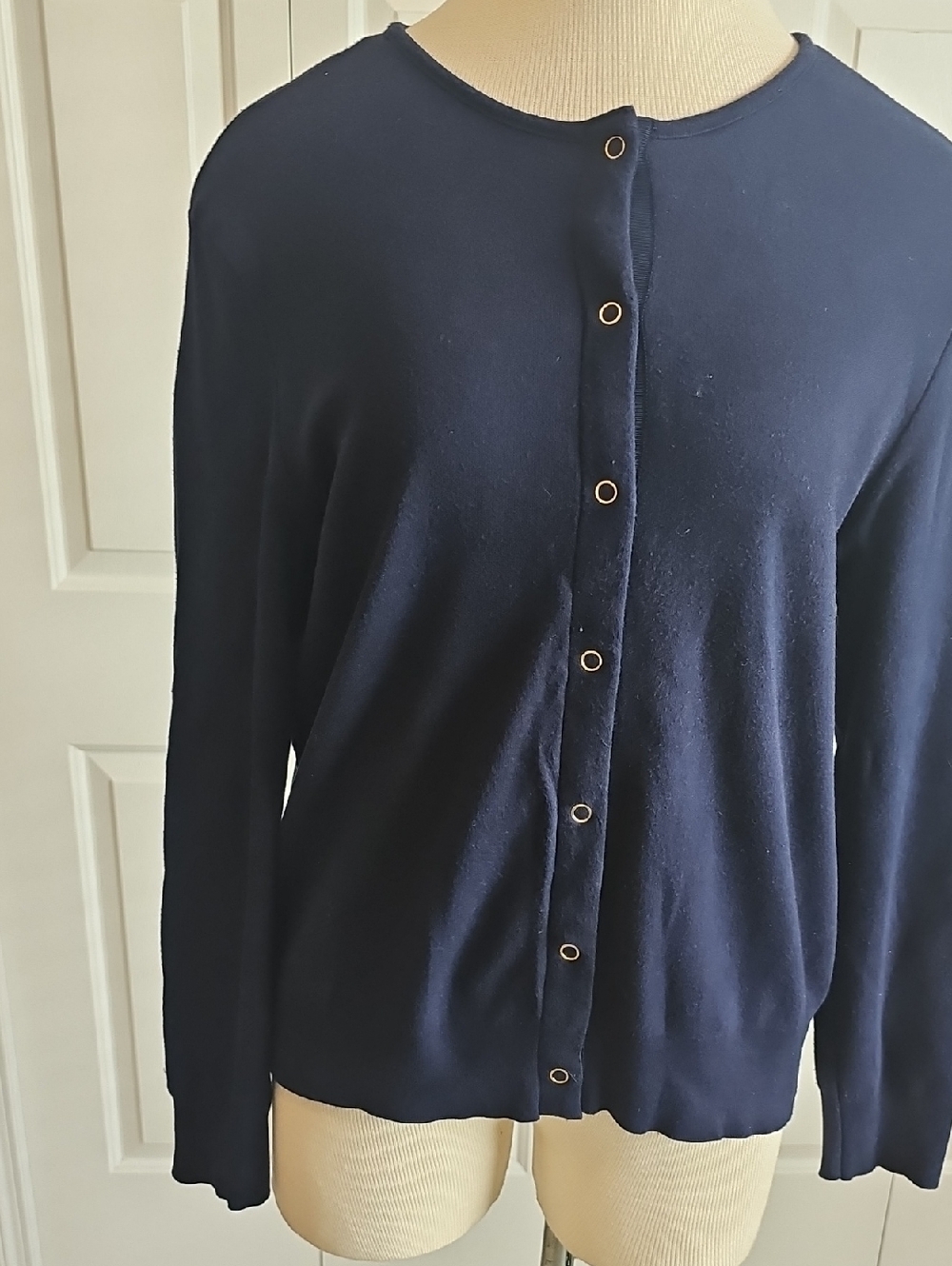 Talbots Snap Button Cardigan Womens Size M Navy Blue Crew Neck‎ Gold Trim Knit